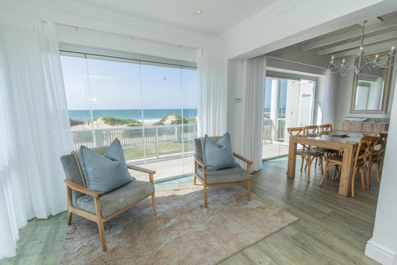 Luxury On The Beach 포트엘리자베스 외부 사진